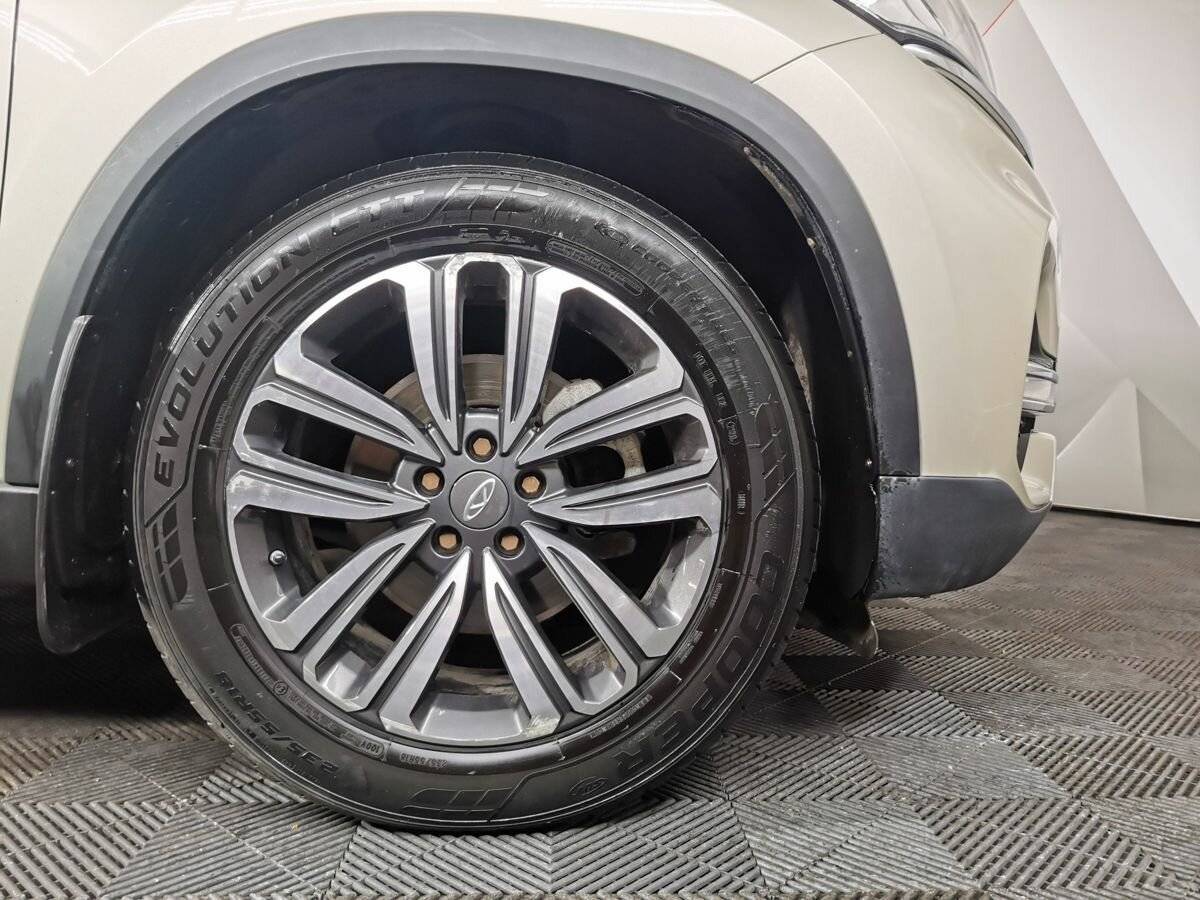 Купить Chery Tiggo 8 с пробегом. Фото: #17