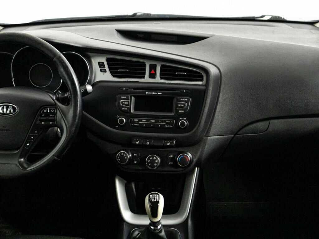 Купить Kia Ceed с пробегом. Фото: #13