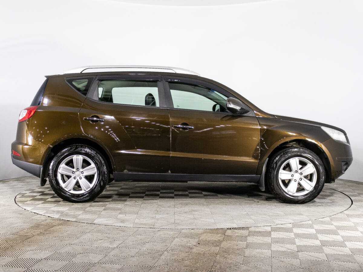 Купить Geely Emgrand X7 с пробегом. Фото: #3