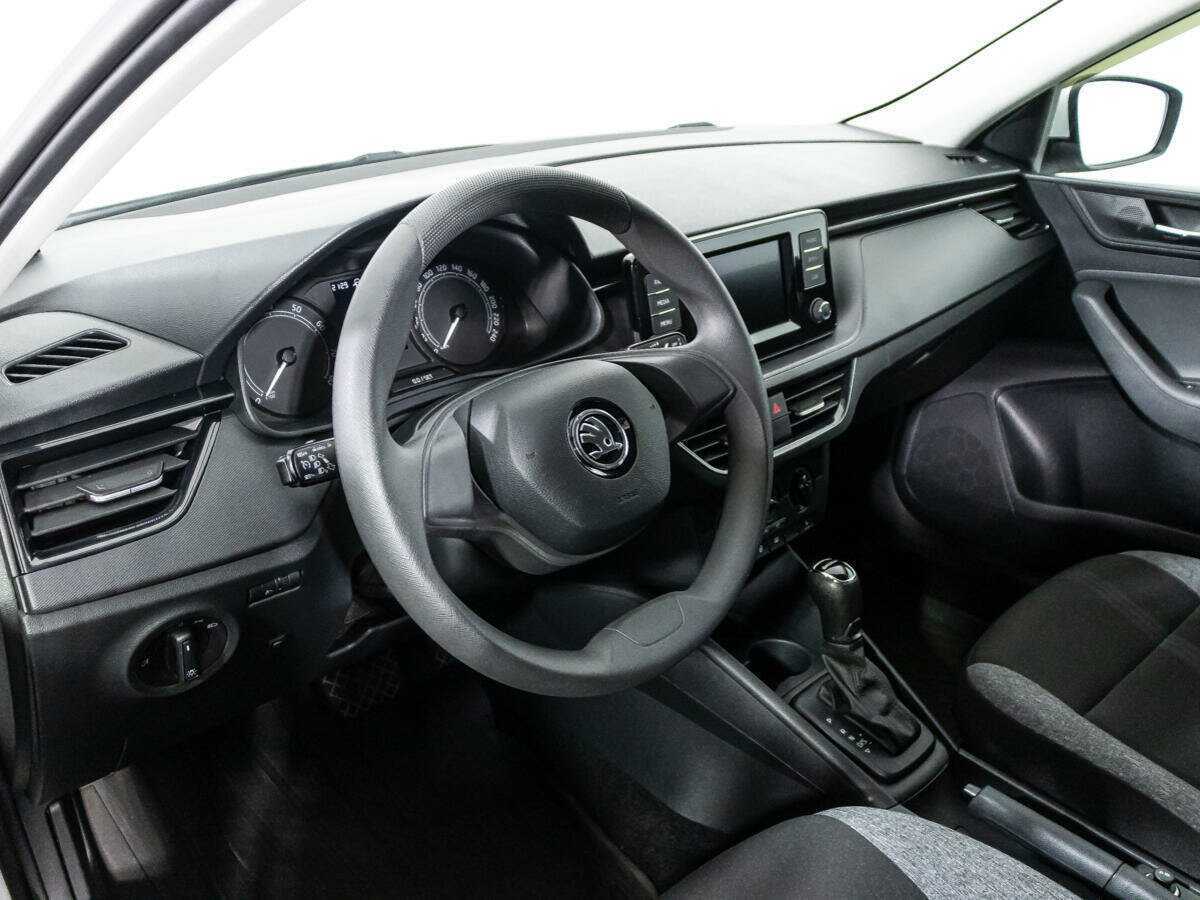 Купить Skoda Rapid с пробегом. Фото: #10