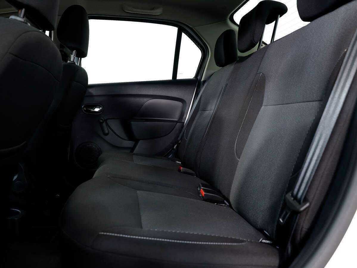 Купить Renault Logan с пробегом. Фото: #11