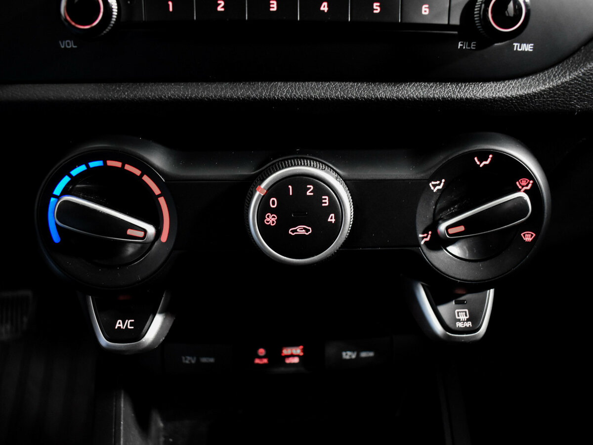 Купить Kia Rio с пробегом. Фото: #14