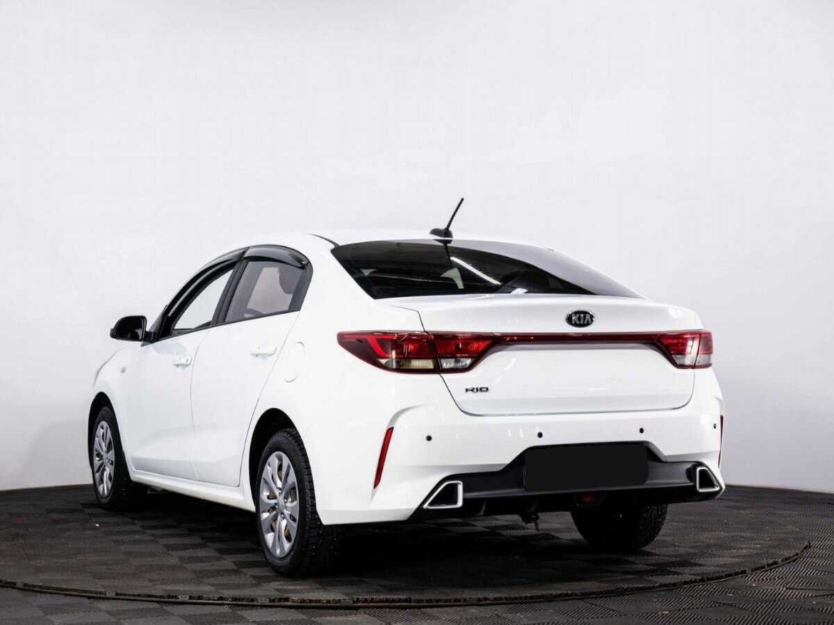 Купить Kia Rio с пробегом. Фото: #3