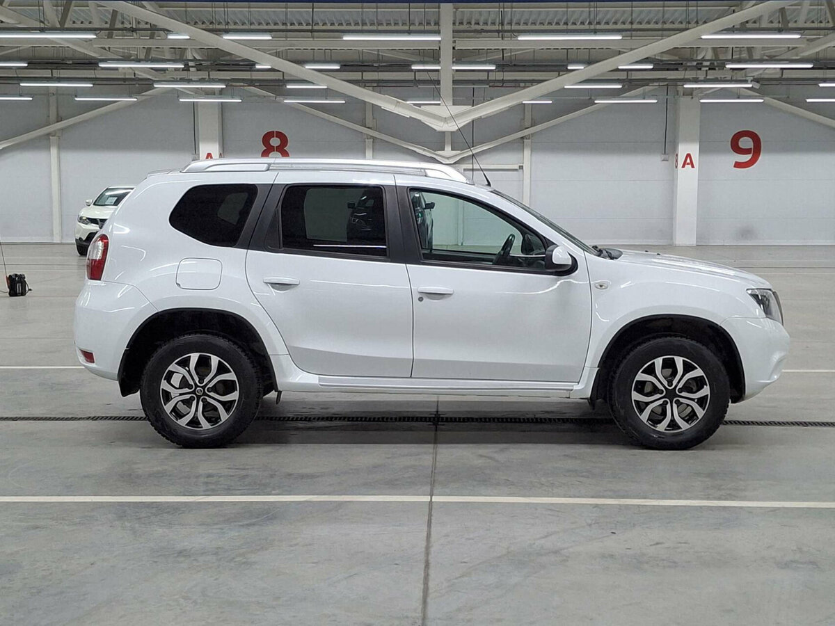 Купить Nissan Terrano с пробегом. Фото: #3