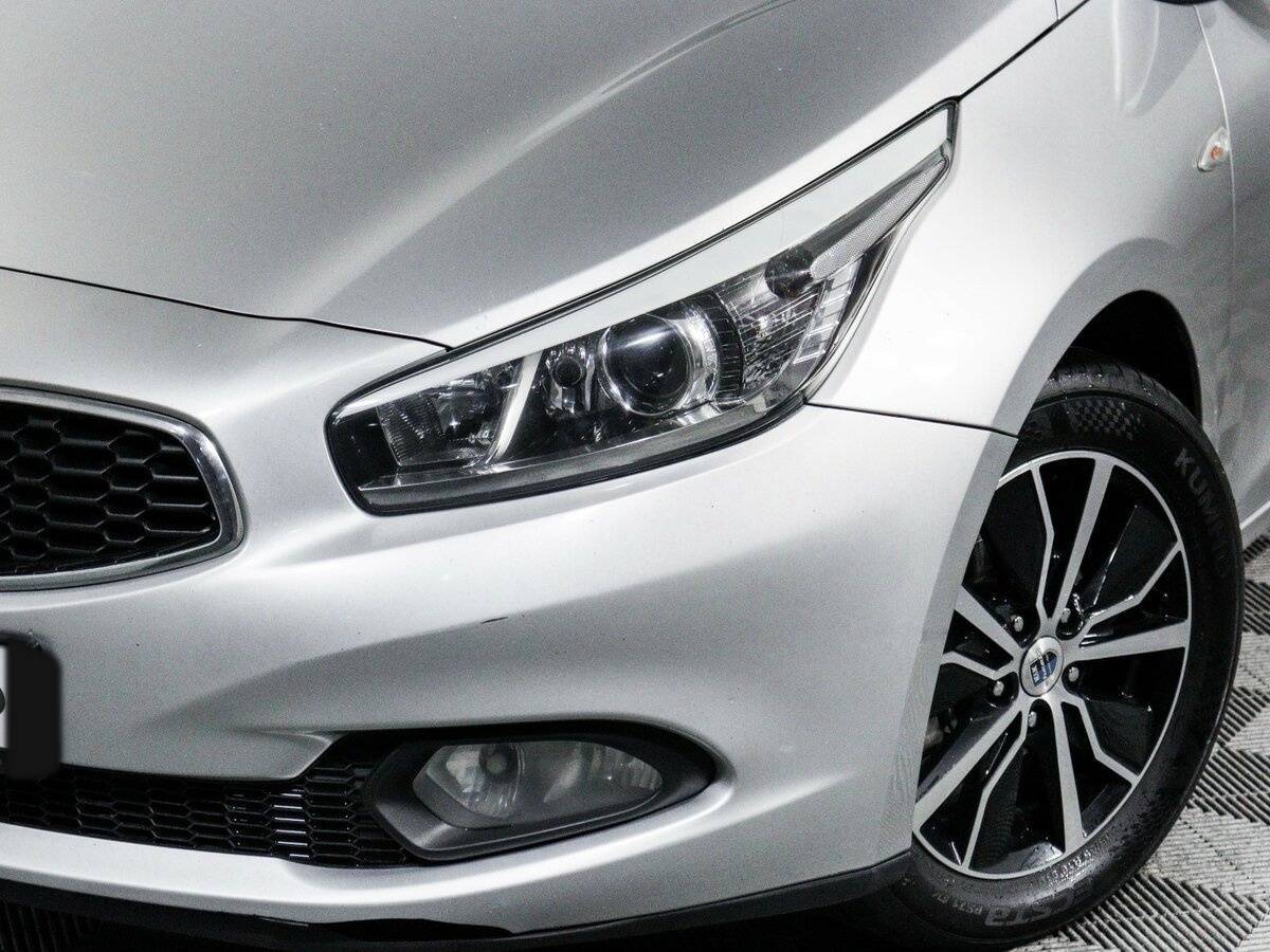 Купить Kia Ceed с пробегом. Фото: #16
