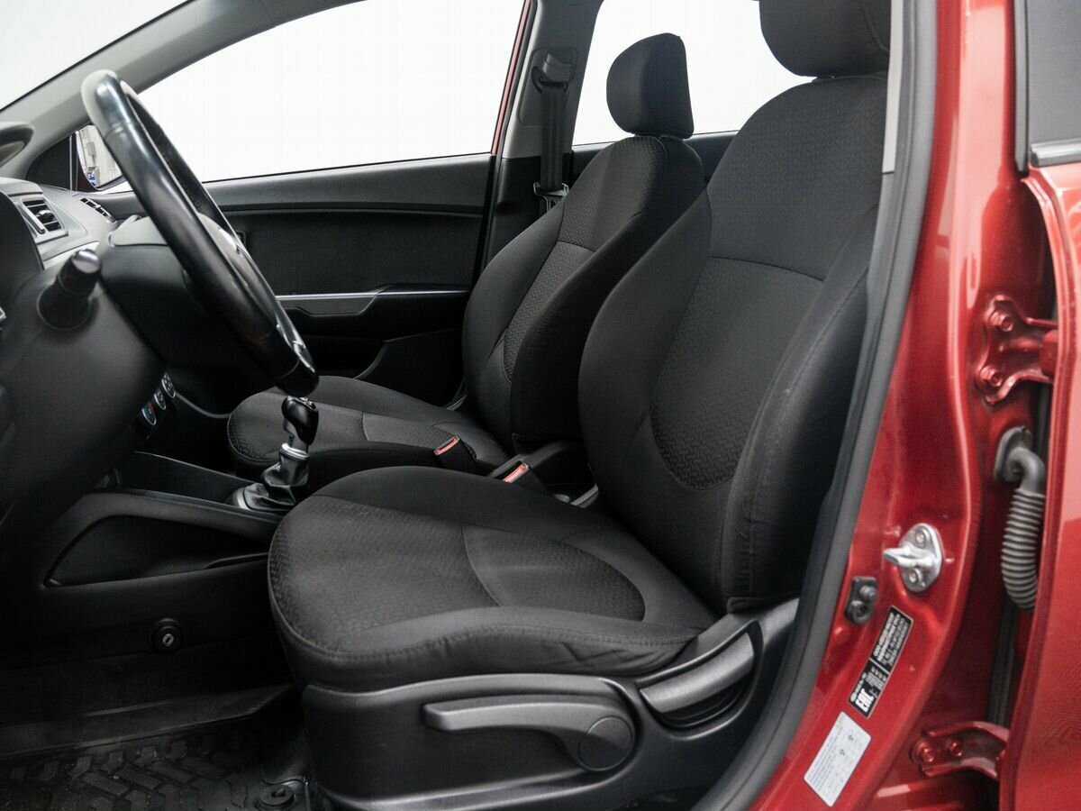 Купить Kia Rio с пробегом. Фото: #13