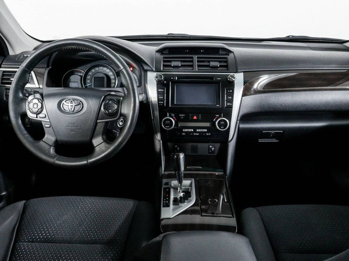 Купить Toyota Camry с пробегом. Фото: #11