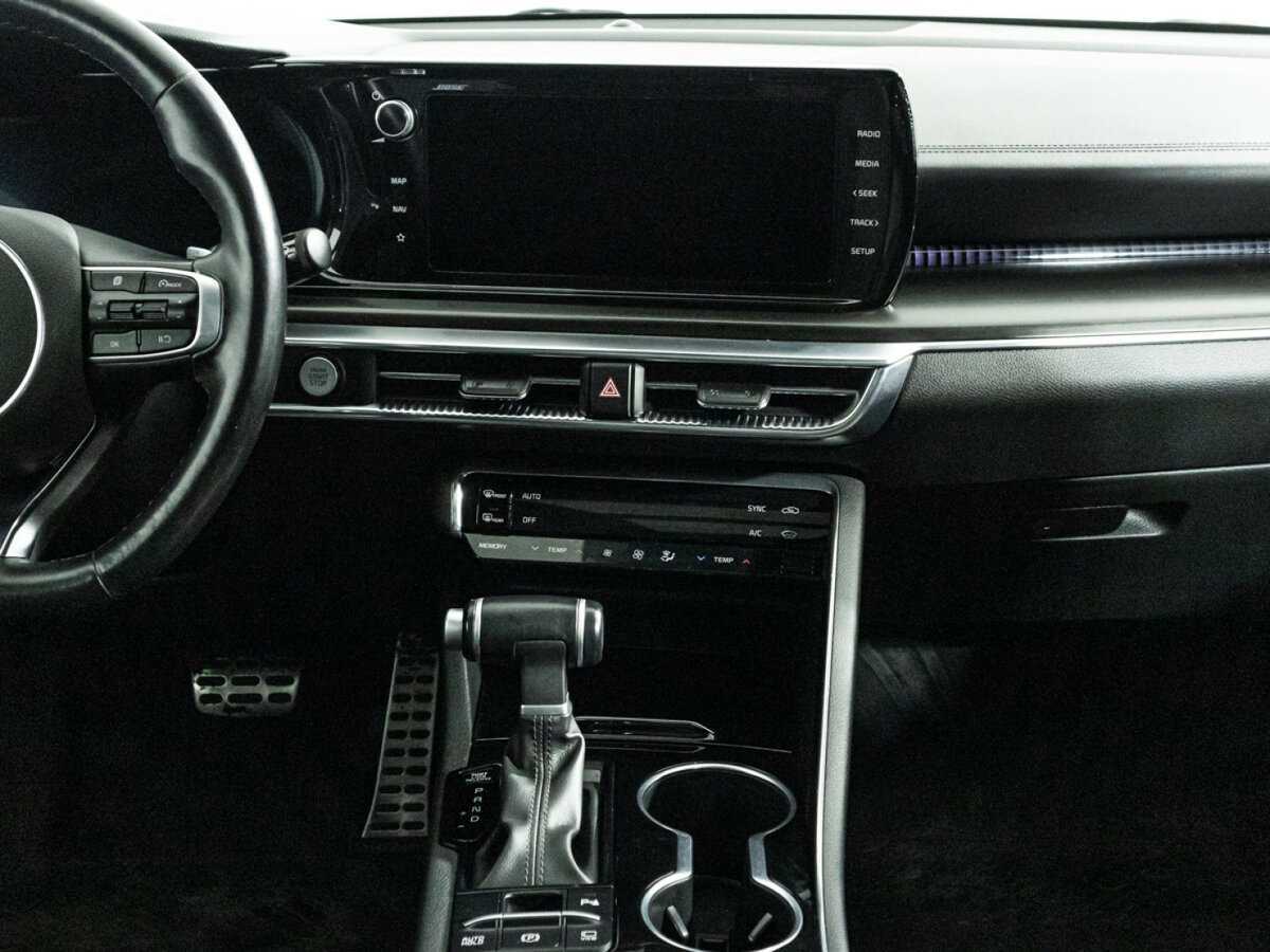 Купить Kia K5 с пробегом. Фото: #13