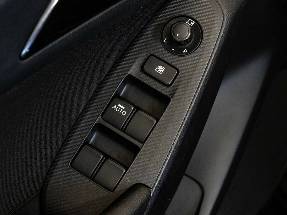 Купить Mazda 3 с пробегом. Фото: #15