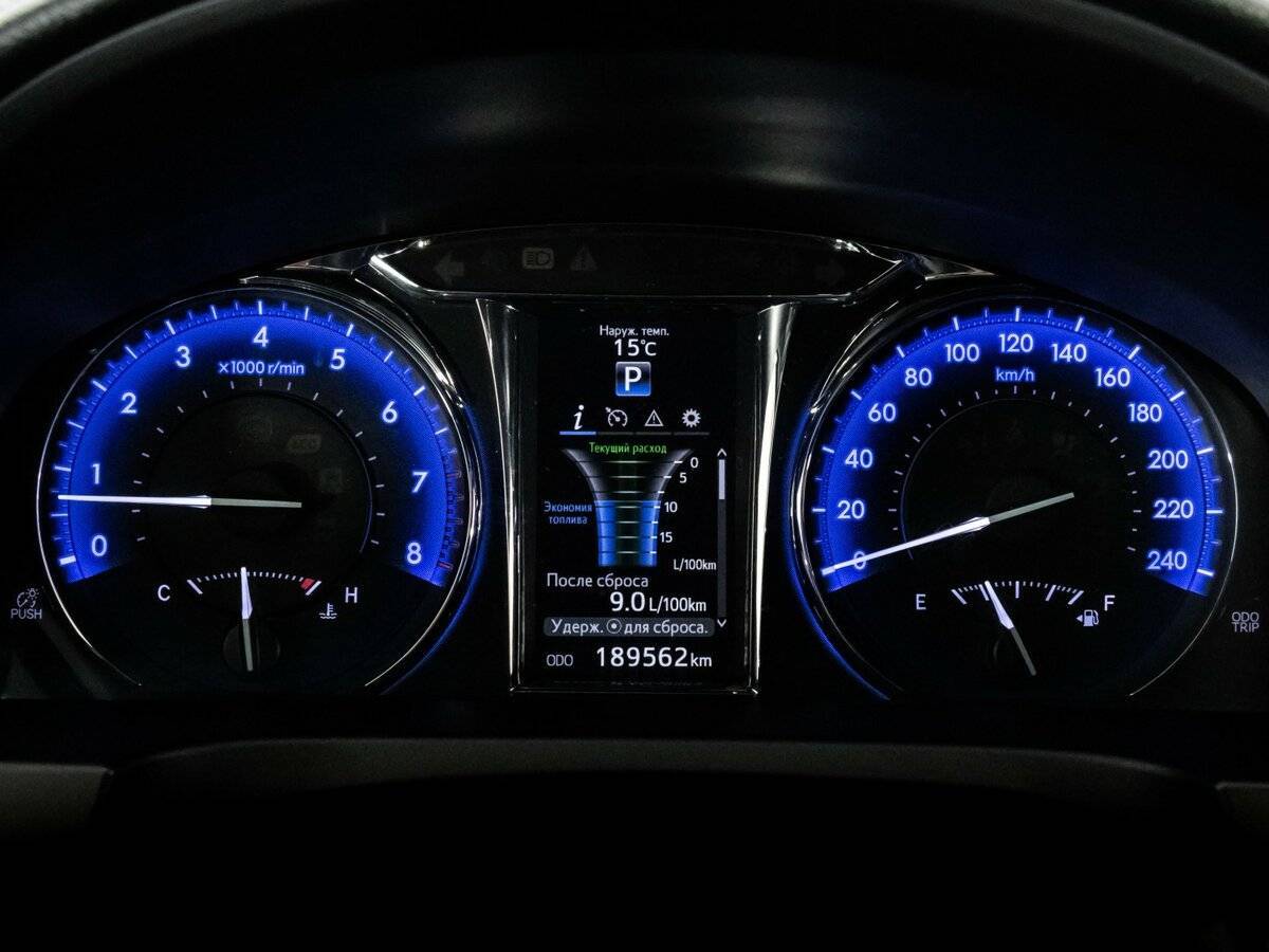 Купить Toyota Camry с пробегом. Фото: #16