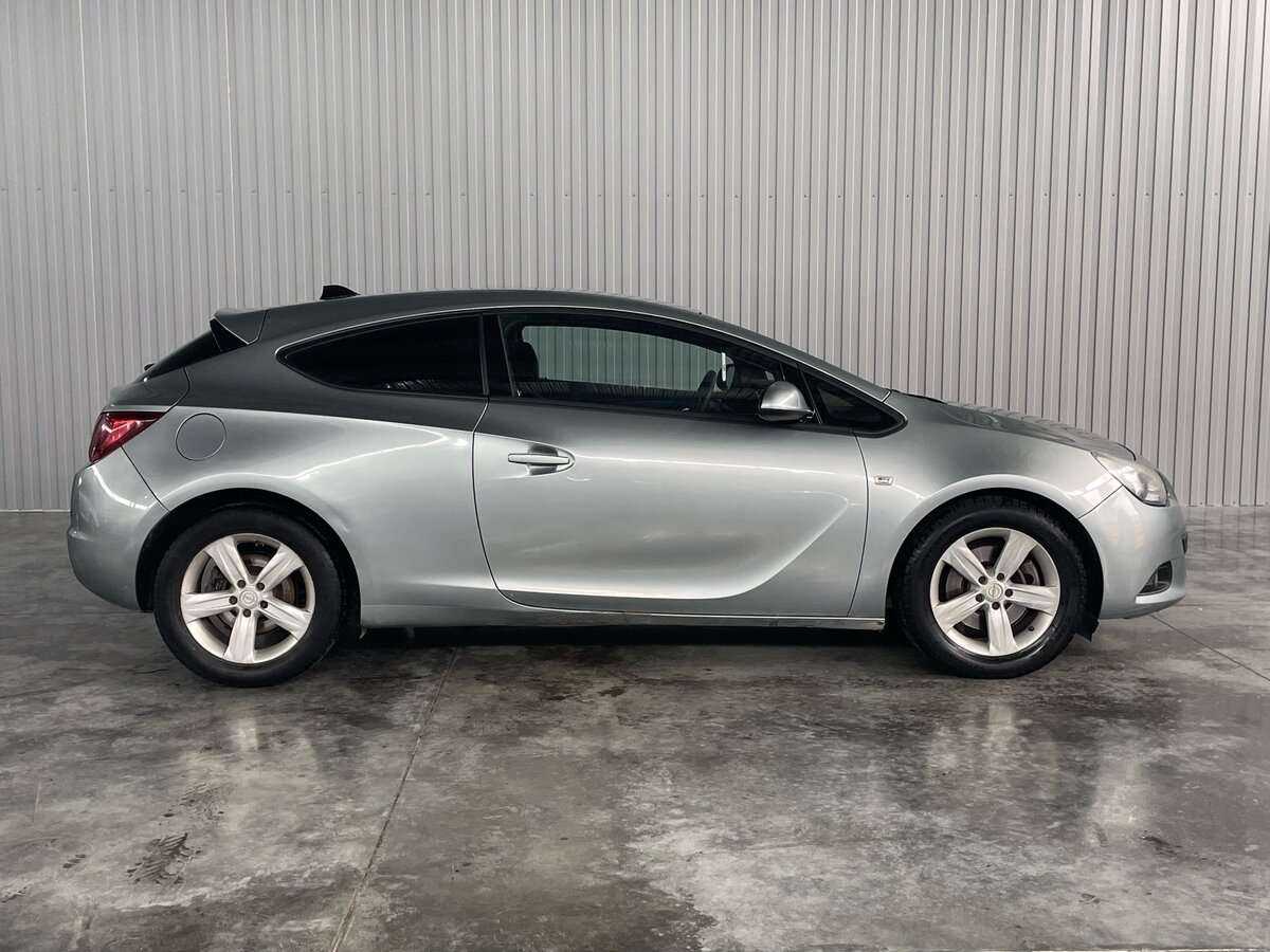 Купить Opel Astra с пробегом. Фото: #3
