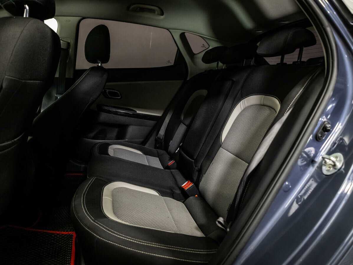 Купить Kia Ceed с пробегом. Фото: #9