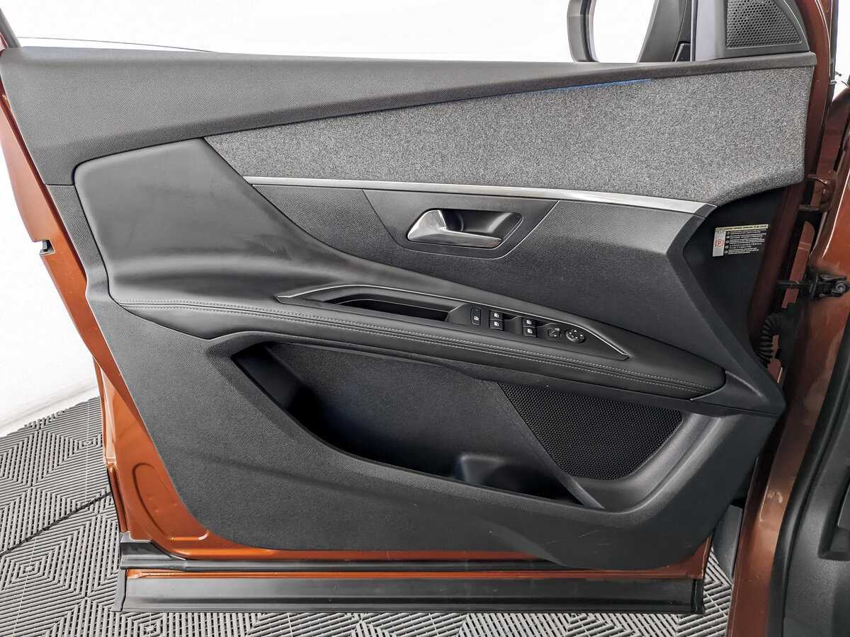 Купить Peugeot 3008 с пробегом. Фото: #14