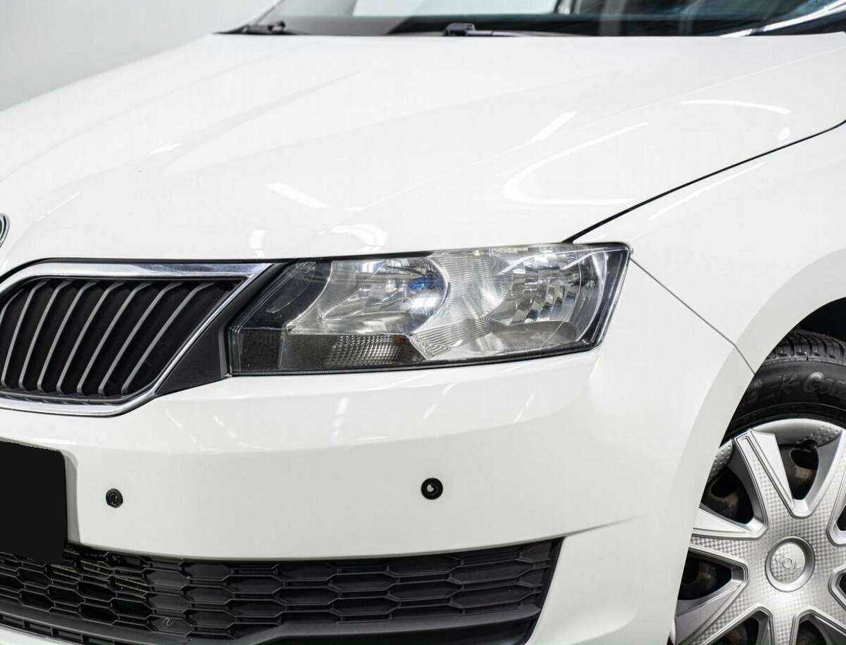 Купить Skoda Rapid с пробегом. Фото: #7