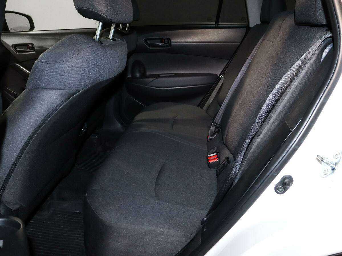 Купить Toyota Corolla Cross с пробегом. Фото: #7