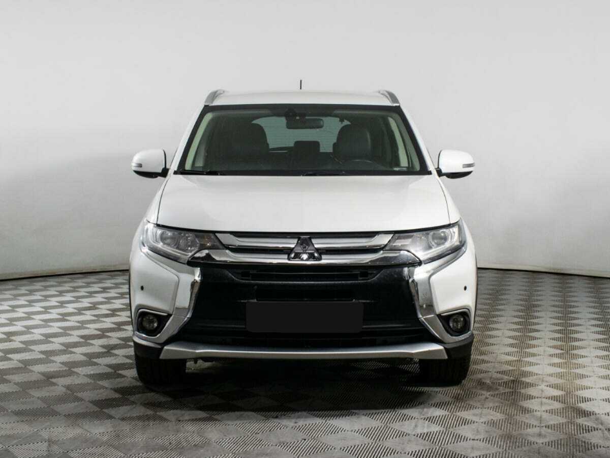 Купить Mitsubishi Outlander с пробегом. Фото: #1