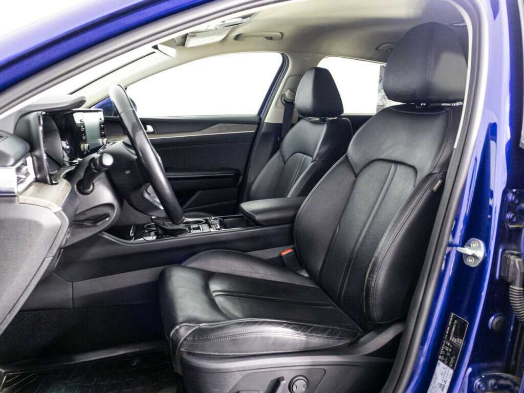 Купить Kia K5 с пробегом. Фото: #15