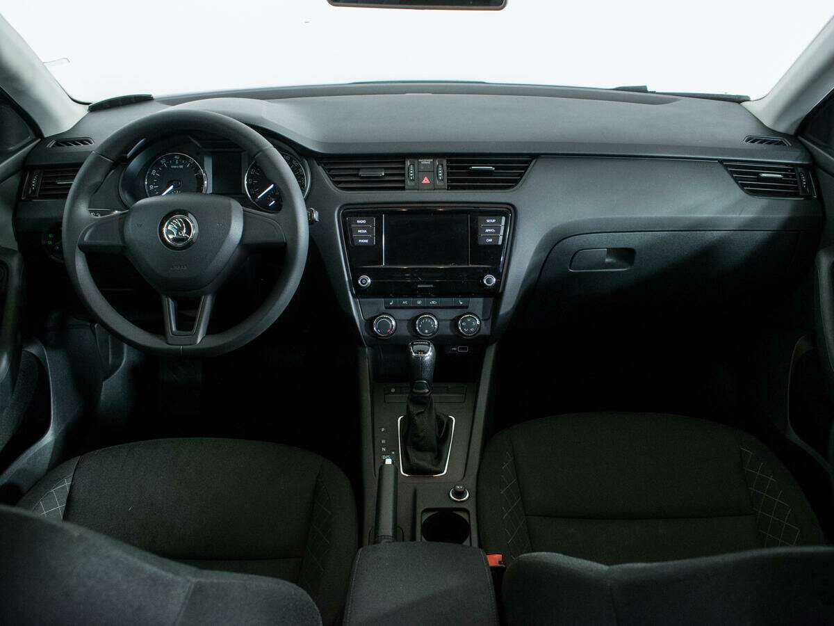 Купить Skoda Octavia с пробегом. Фото: #11