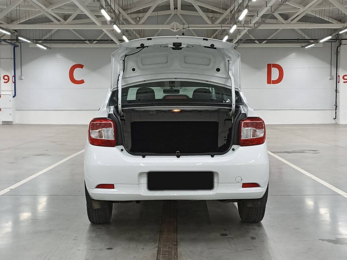 Купить Renault Logan с пробегом. Фото: #9