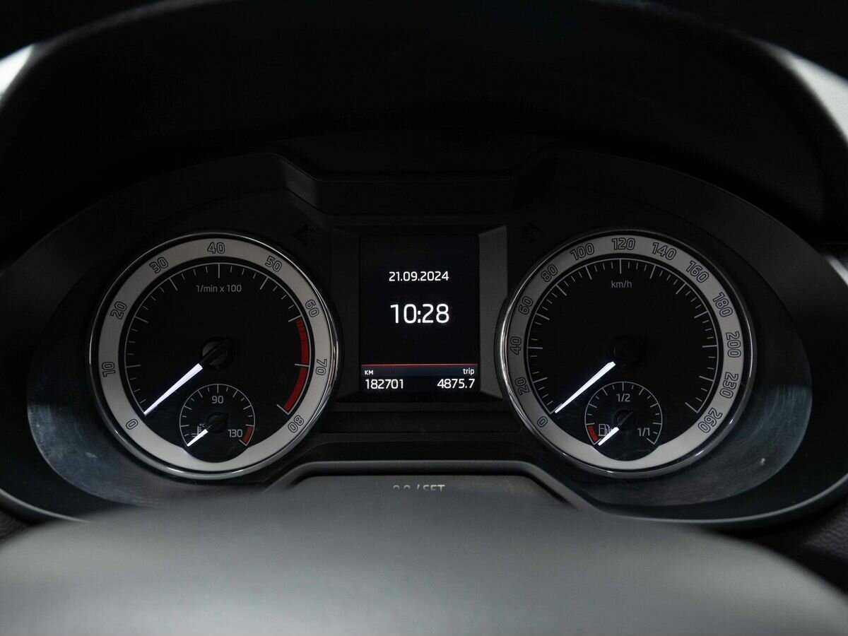 Купить Skoda Octavia с пробегом. Фото: #16