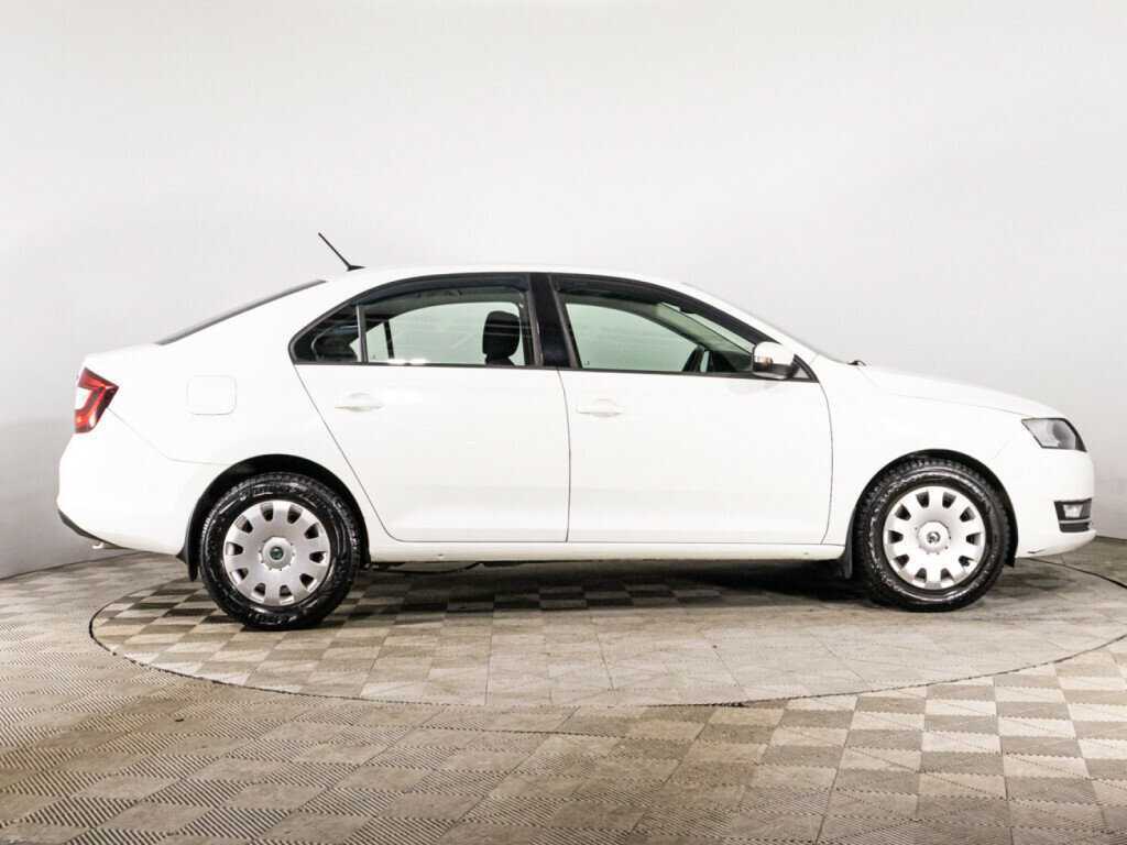 Купить Skoda Rapid с пробегом. Фото: #3