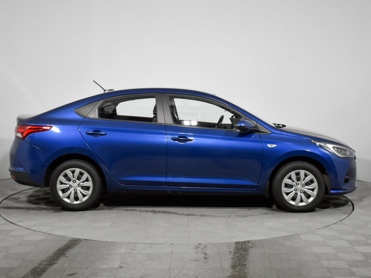 Купить Hyundai Solaris с пробегом. Фото: #3