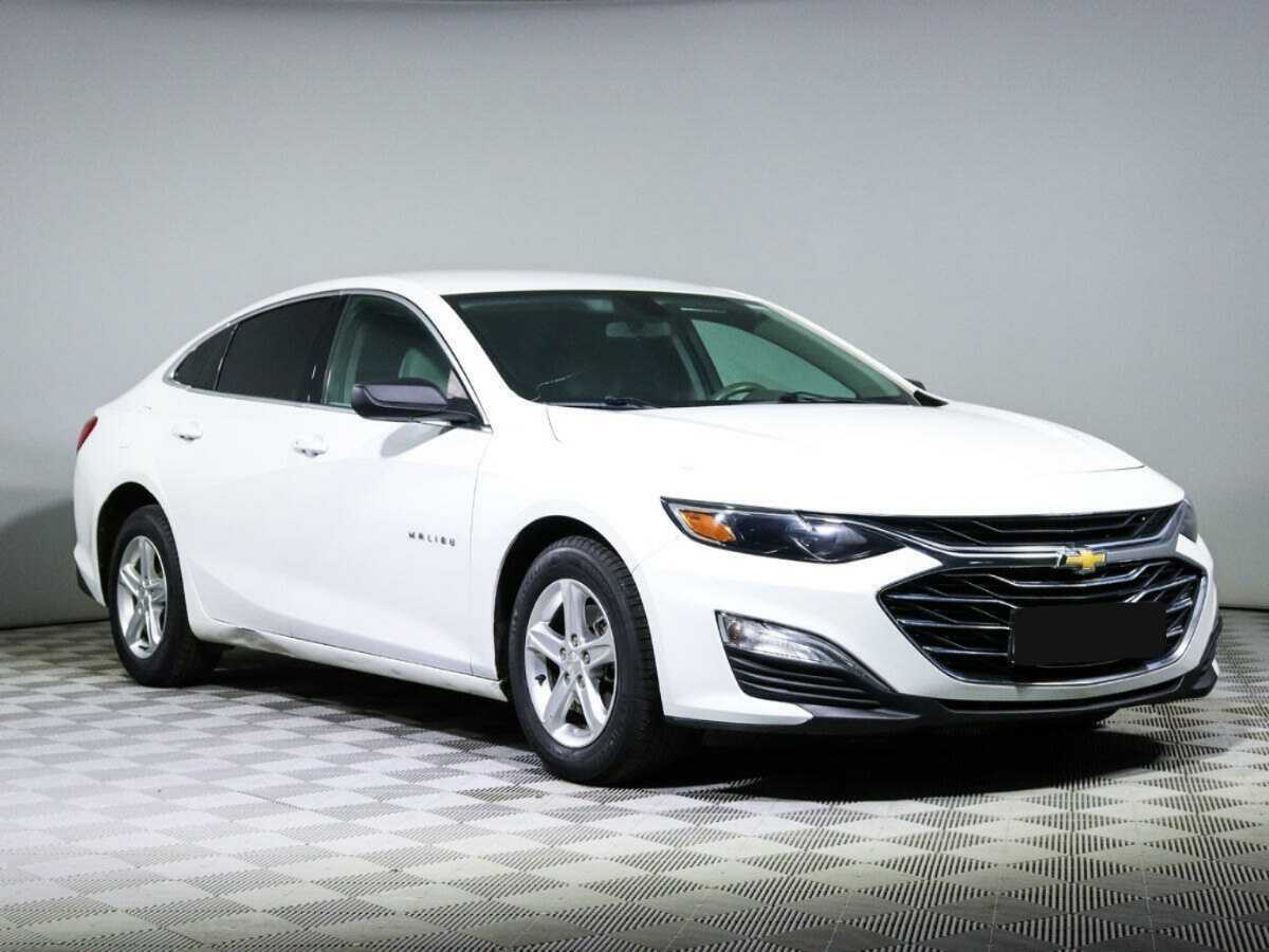 Купить Chevrolet Malibu с пробегом. Фото: #2