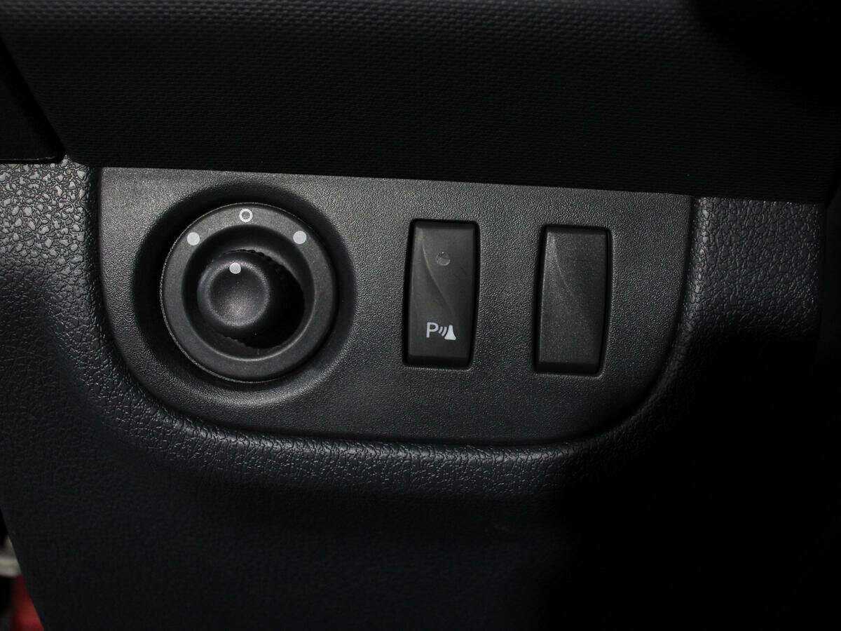 Купить Renault Sandero с пробегом. Фото: #13