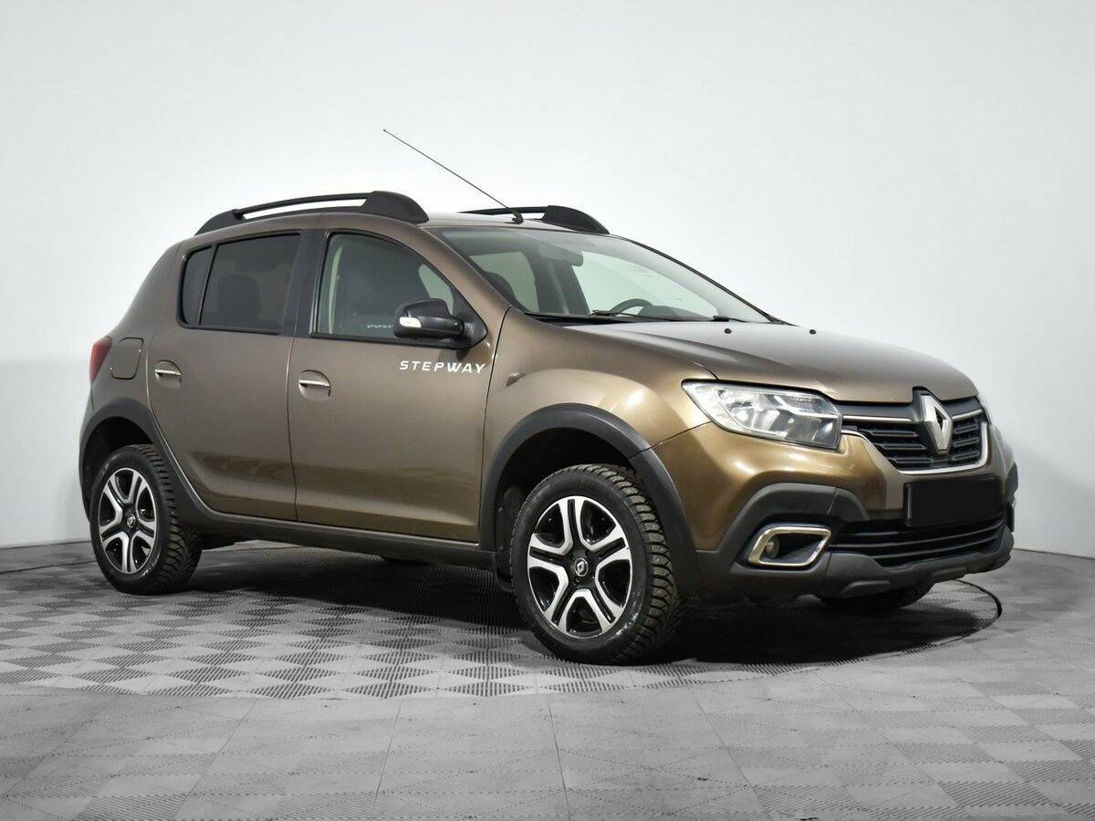 Купить Renault Sandero с пробегом. Фото: #4