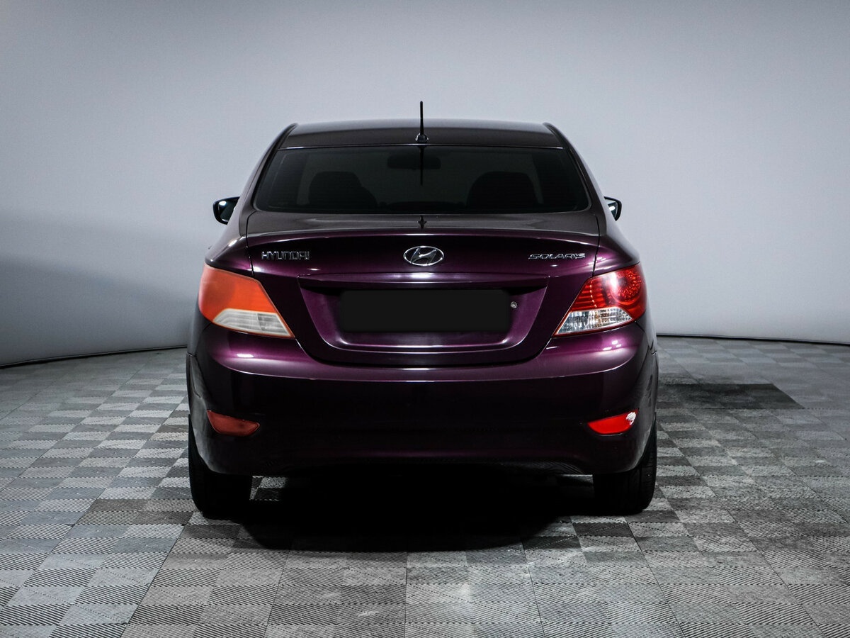 Купить Hyundai Solaris с пробегом. Фото: #4