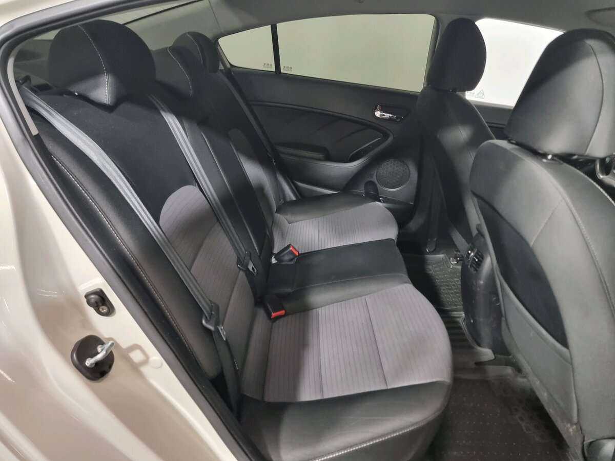 Купить Kia Cerato с пробегом. Фото: #8