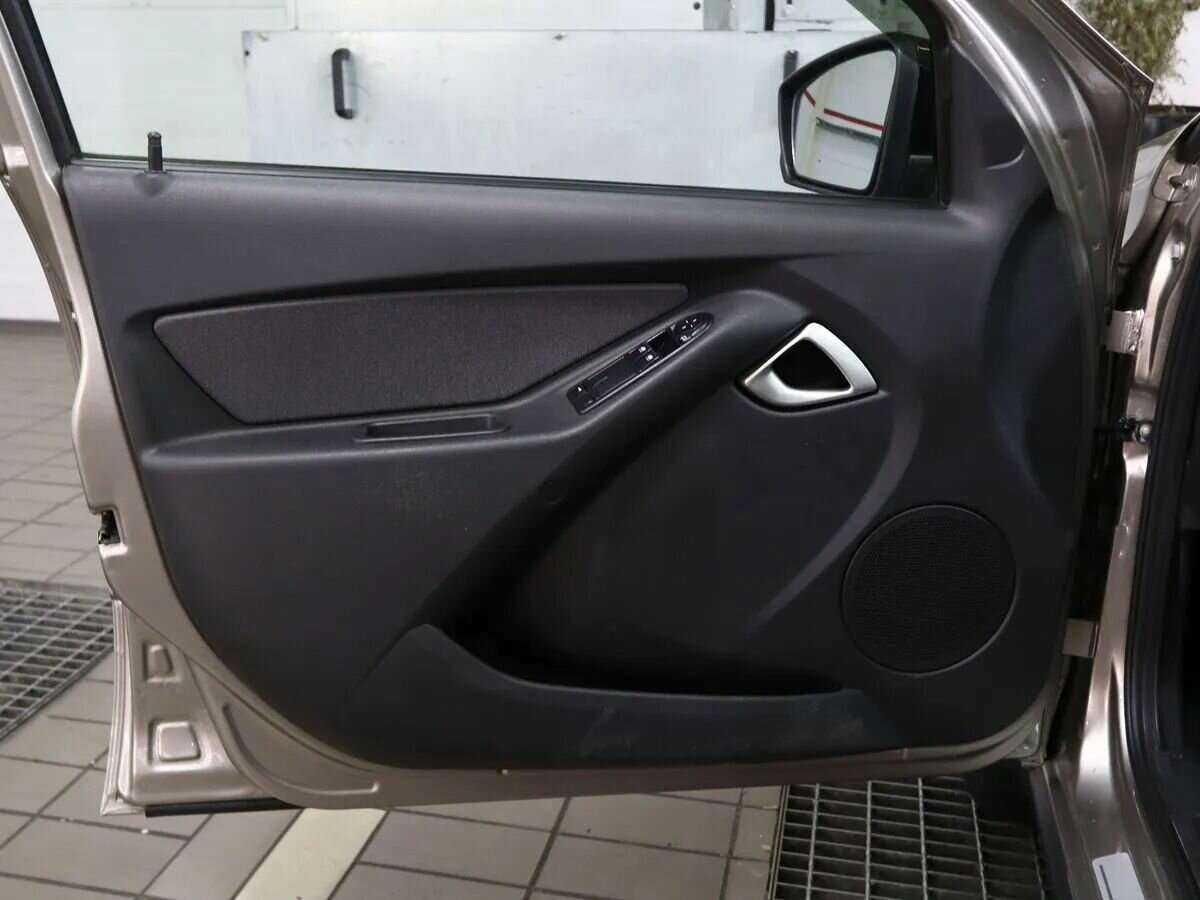 Купить Lada (ВАЗ) Granta с пробегом. Фото: #4