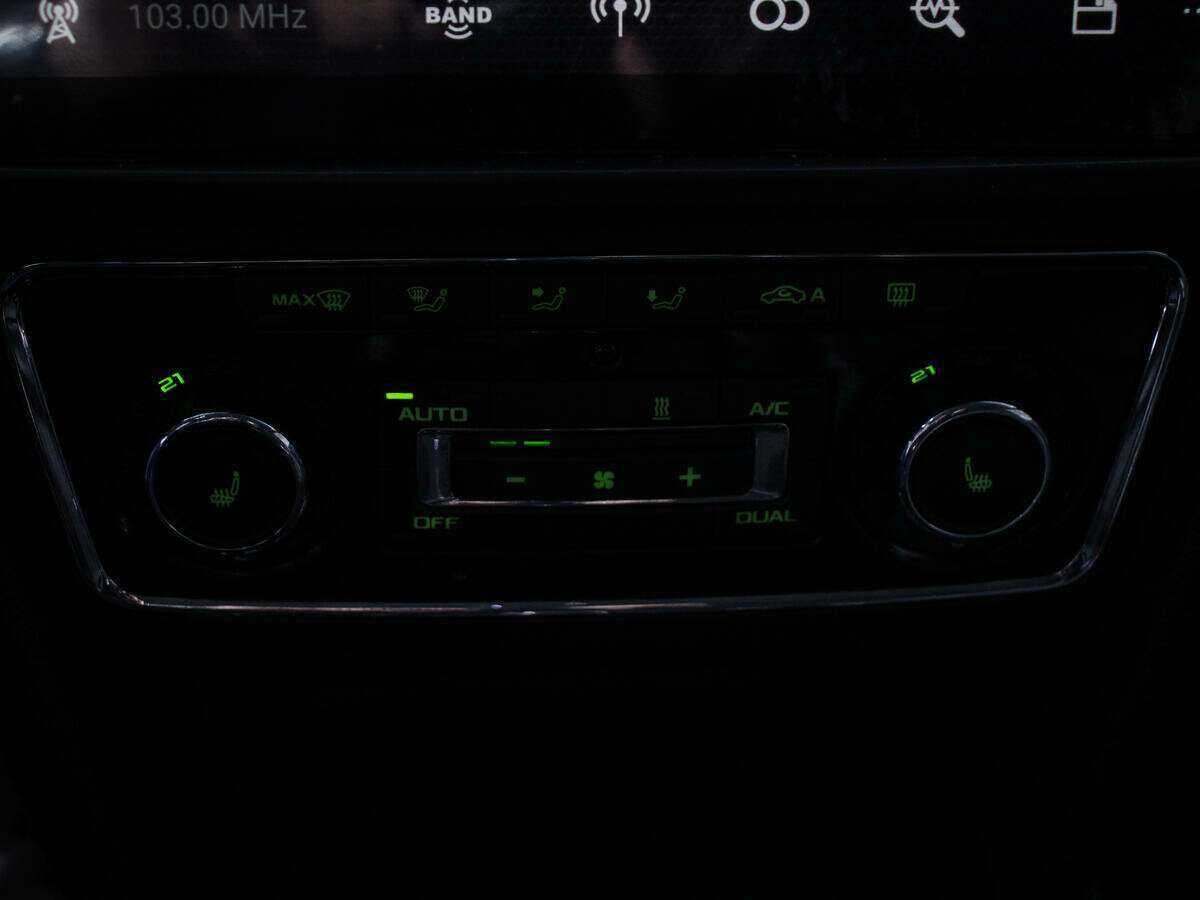 Купить Skoda Superb с пробегом. Фото: #17