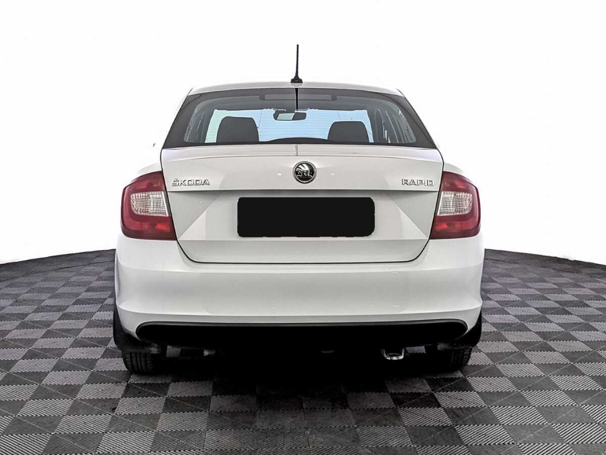 Купить Skoda Rapid с пробегом. Фото: #5