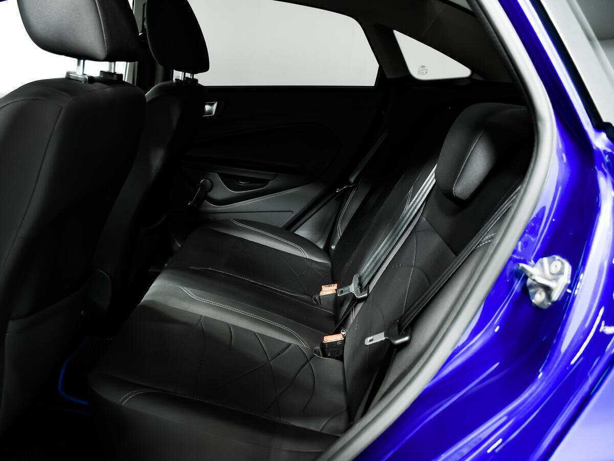 Купить Ford Fiesta с пробегом. Фото: #11