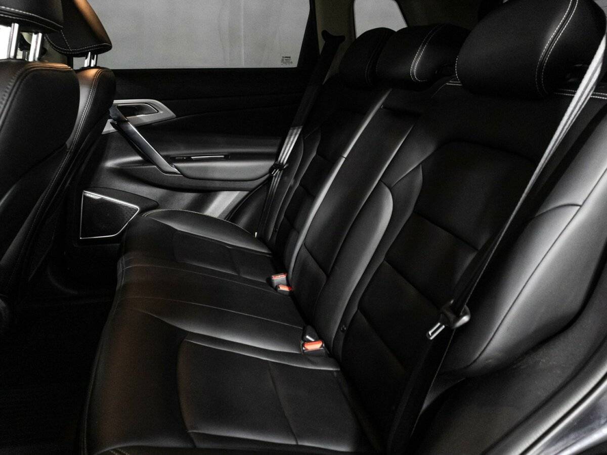 Купить Geely Atlas с пробегом. Фото: #9