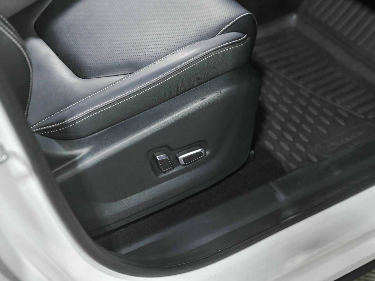 Купить JAC JS6 с пробегом. Фото: #17