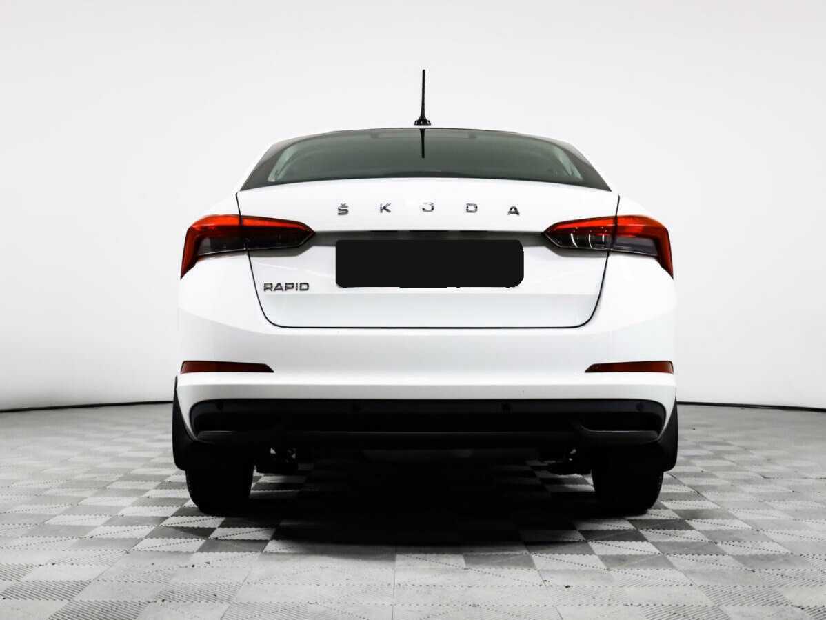 Купить Skoda Rapid с пробегом. Фото: #4