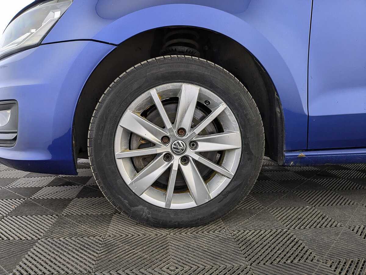 Купить Volkswagen Polo с пробегом. Фото: #11