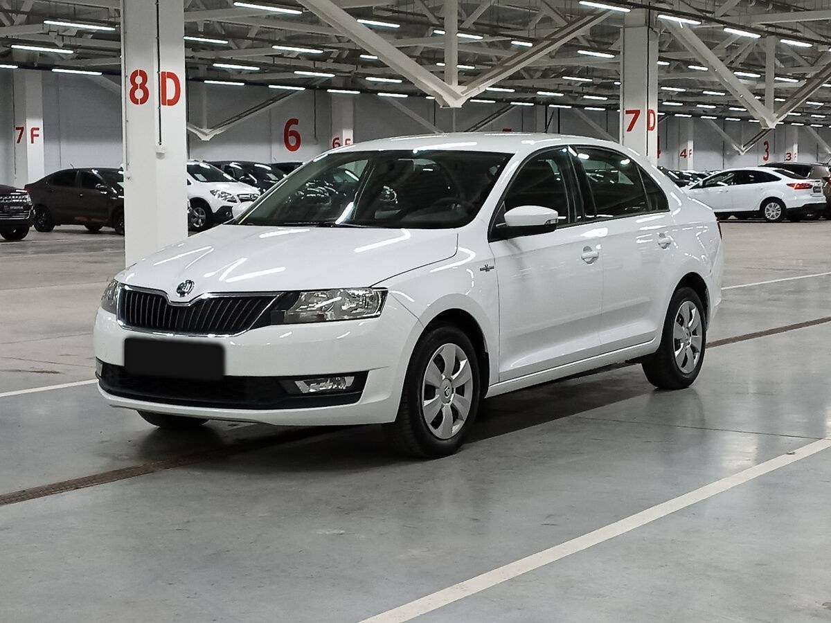 Купить Skoda Rapid с пробегом. Фото: #0