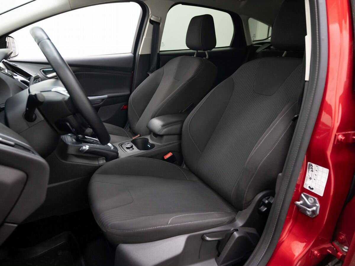 Купить Ford Focus с пробегом. Фото: #7