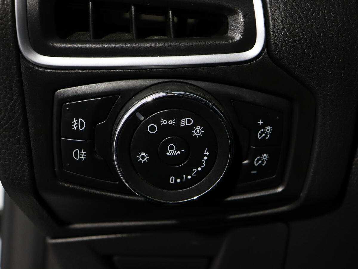 Купить Ford Focus с пробегом. Фото: #14