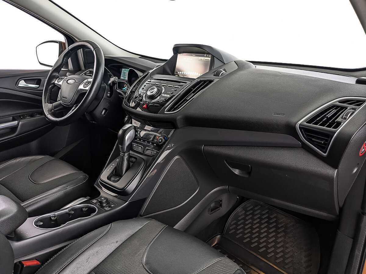 Купить Ford Kuga с пробегом. Фото: #12