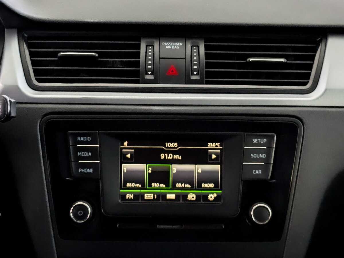 Купить Skoda Rapid с пробегом. Фото: #14