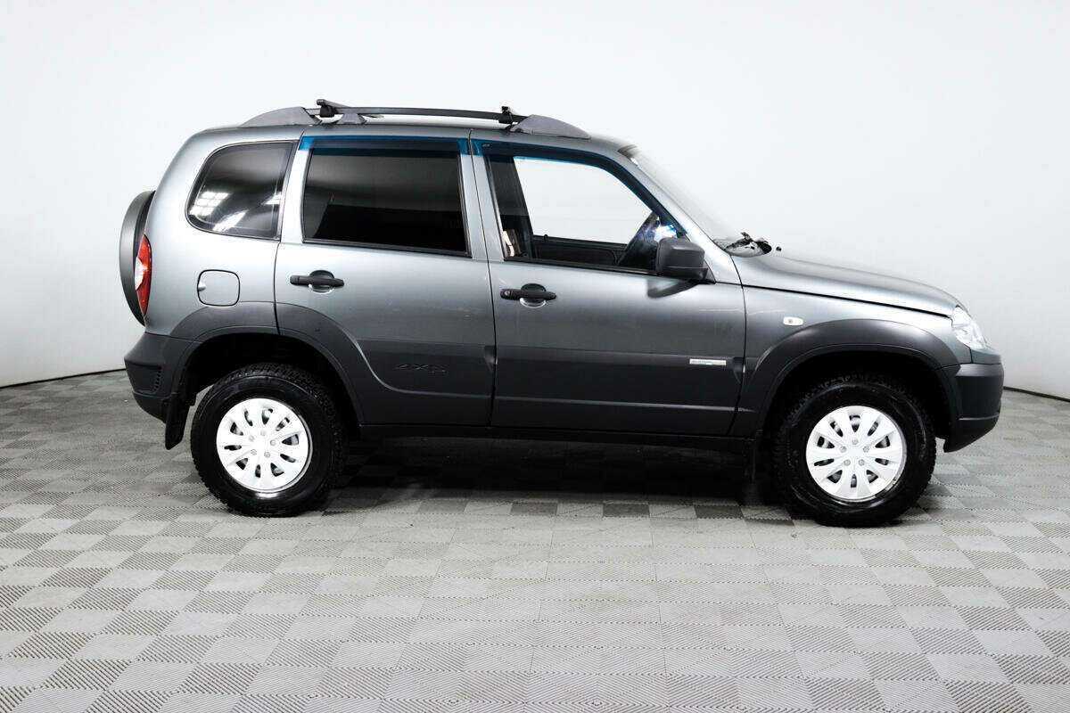 Купить Chevrolet Niva с пробегом. Фото: #3