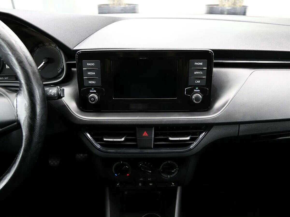 Купить Skoda Rapid с пробегом. Фото: #16