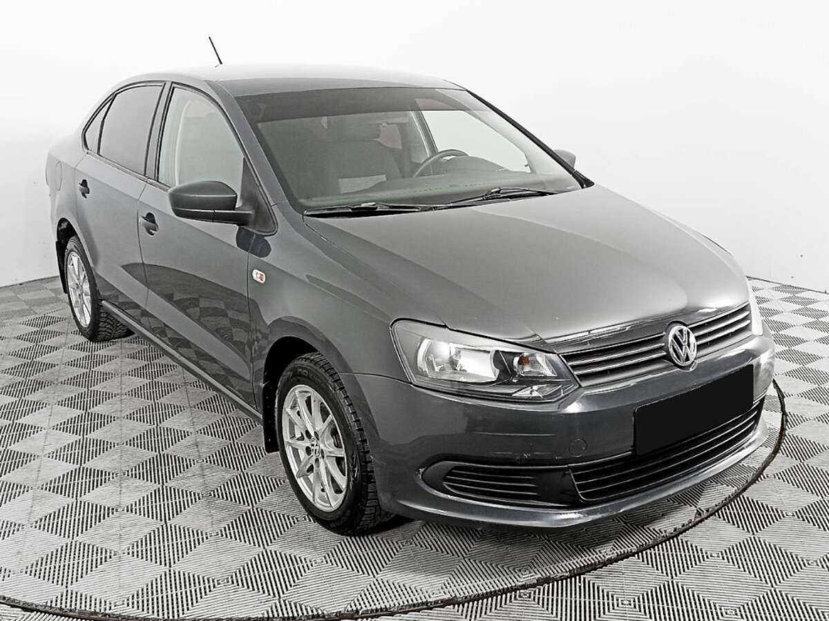 Купить Volkswagen Polo с пробегом. Фото: #2