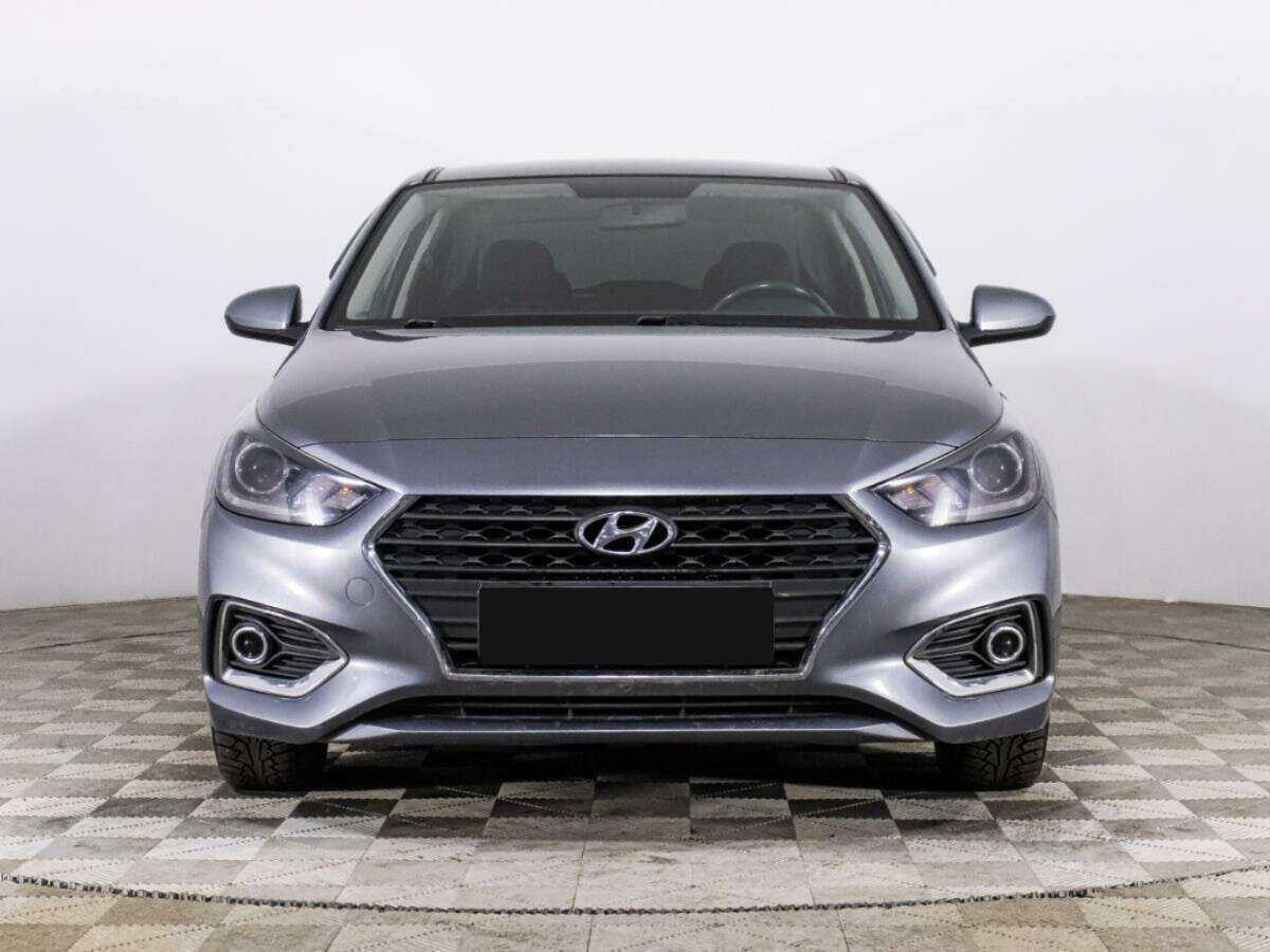 Купить Hyundai Solaris с пробегом. Фото: #1
