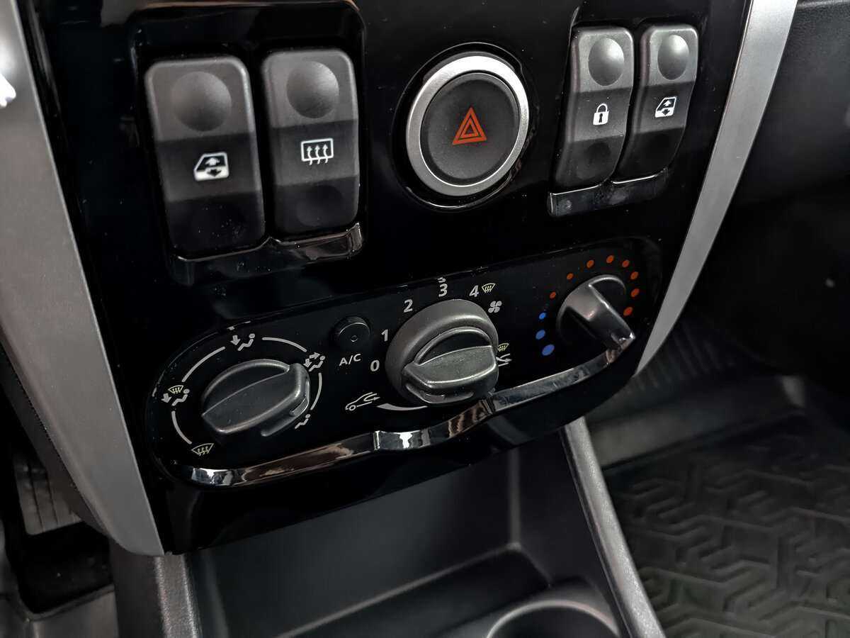 Купить Lada (ВАЗ) Largus с пробегом. Фото: #16