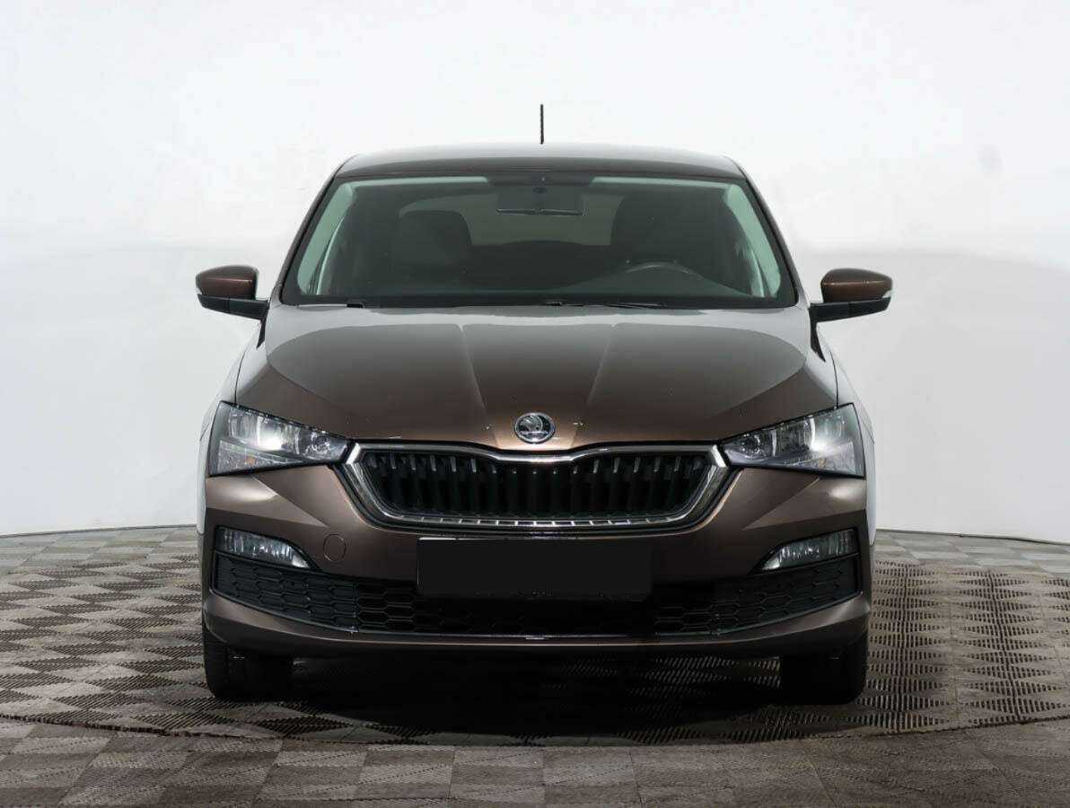 Купить Skoda Rapid с пробегом. Фото: #4